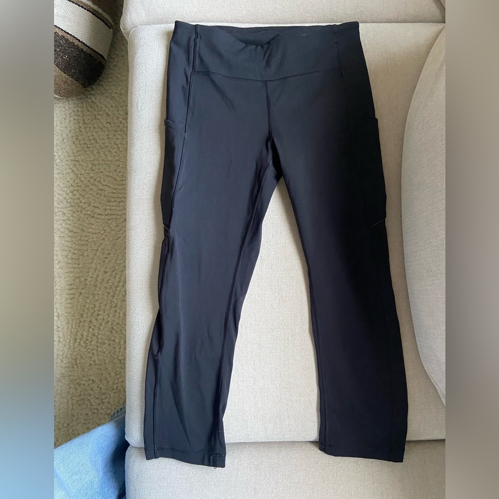 Lululemon workout capris